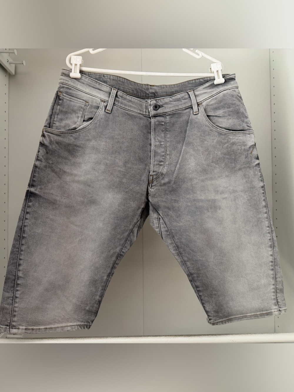 G-Star Men's Grey Washed Relaxed Jeans Shorts